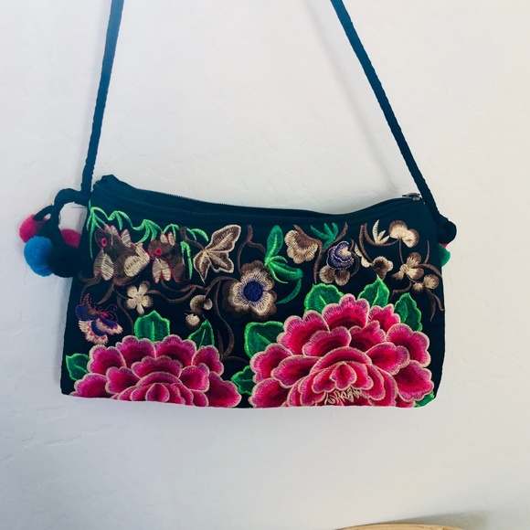 Embroidered Pom Poms Long Shoulder Bag/Crossbody Purse and Wristlet NWOT - Picture 2 of 13